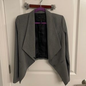 Bcbg cropped hi low blazer